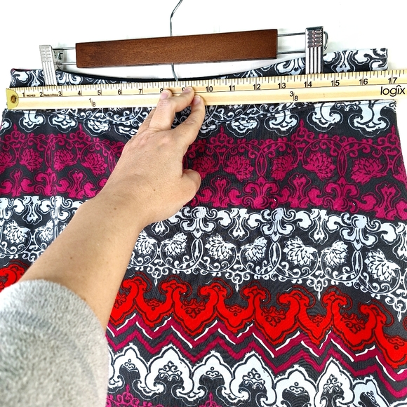 Tranquility Floral Lotus Striped Athletic Athleisure Sporty Skirt Skort Sz L - Picture 2 of 7